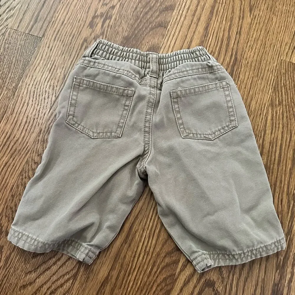 2 pairs of baby pants, size 0-3 months